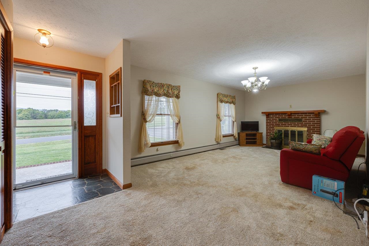 1612 Samuels Road Elkton, VA 22827 - Photo 9 of 73 Gallery Image 9