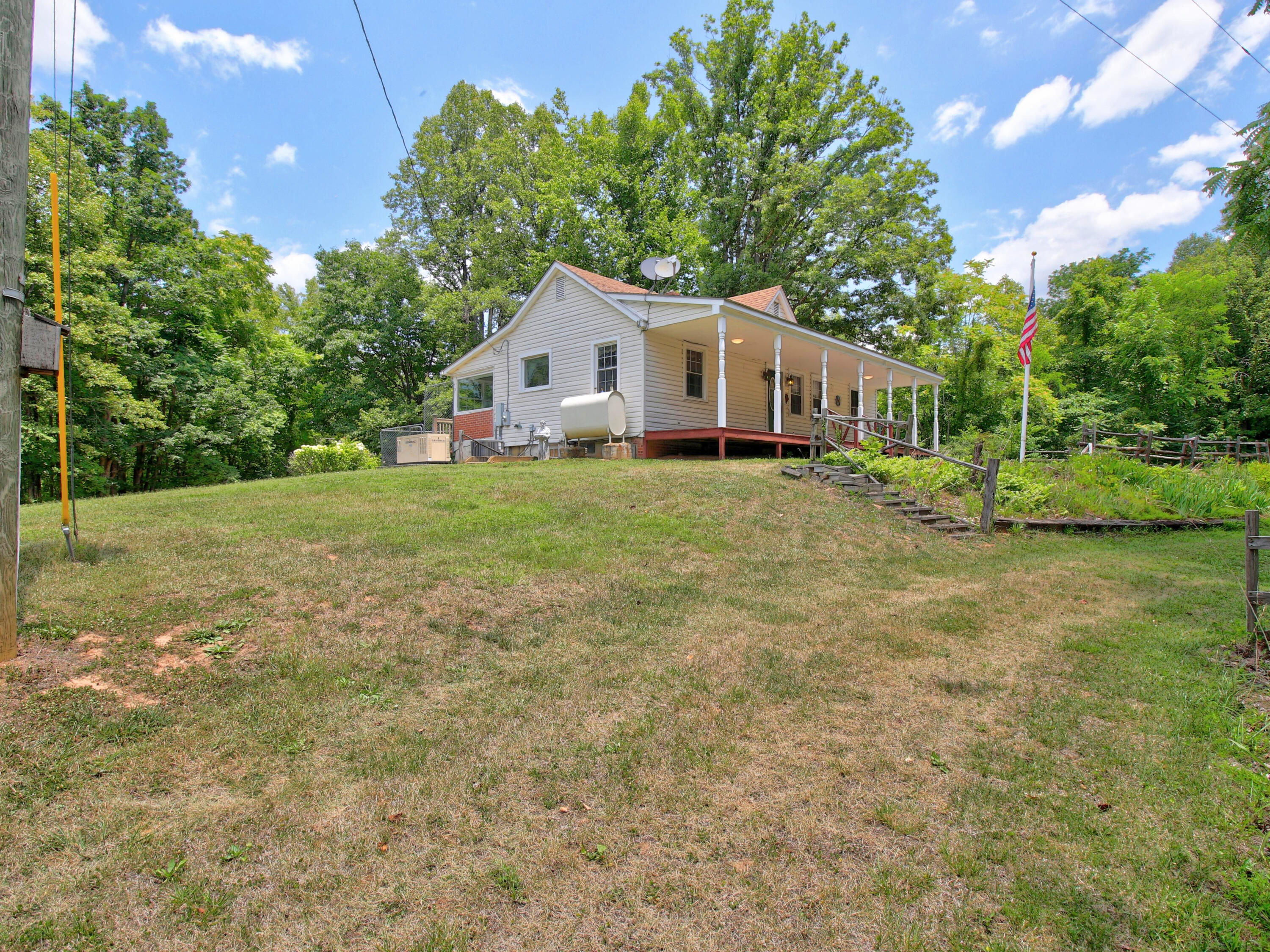937 Waidsboro Road Ferrum, VA 24088 - Photo 28 of 48 IMG_7044