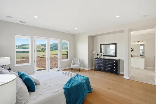 $1,477,000 | 979 Via Rodriguez, San Juan Bautista, CA 95045