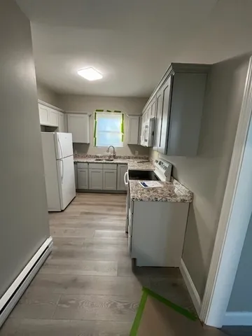 $1,950 | 55 Railroad Avenue, Unit 3, Swansea, MA 02777