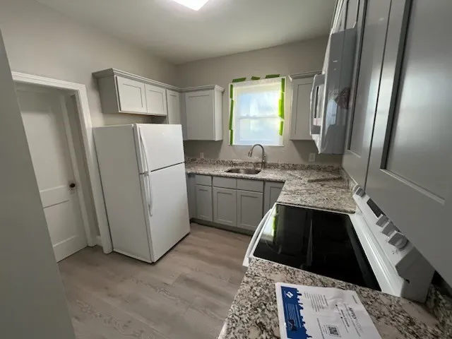 $1,950 | 55 Railroad Avenue, Unit 3, Swansea, MA 02777