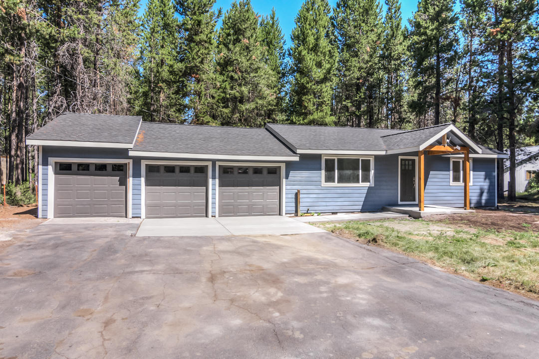 17029 Island Loop Way Bend, OR 97707 - Photo 3 of 18 Island Loop Way 17029 Web (25 of 26)