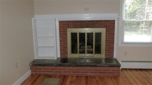 81 Whipple Street Worcester, MA 01607 - Photo 5 of 24 Gallery Image 5