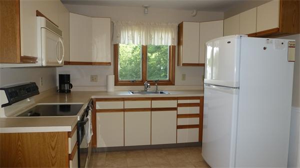 81 Whipple Street Worcester, MA 01607 - Photo 6 of 24 Gallery Image 6