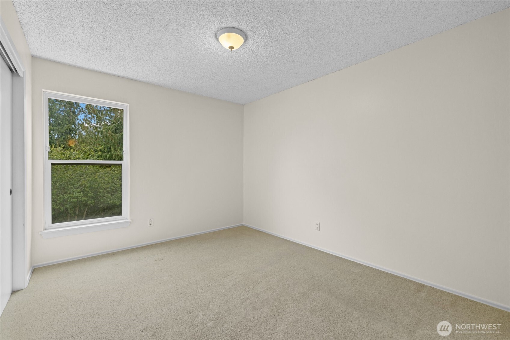 550 Elm Way, Unit 308 Edmonds, WA 98020 - Photo 14 of 19