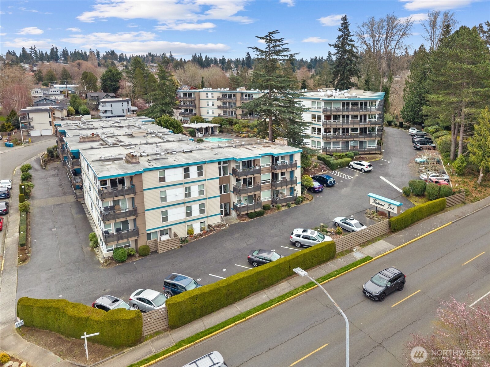 550 Elm Way, Unit 308 Edmonds, WA 98020 - Photo 2 of 19