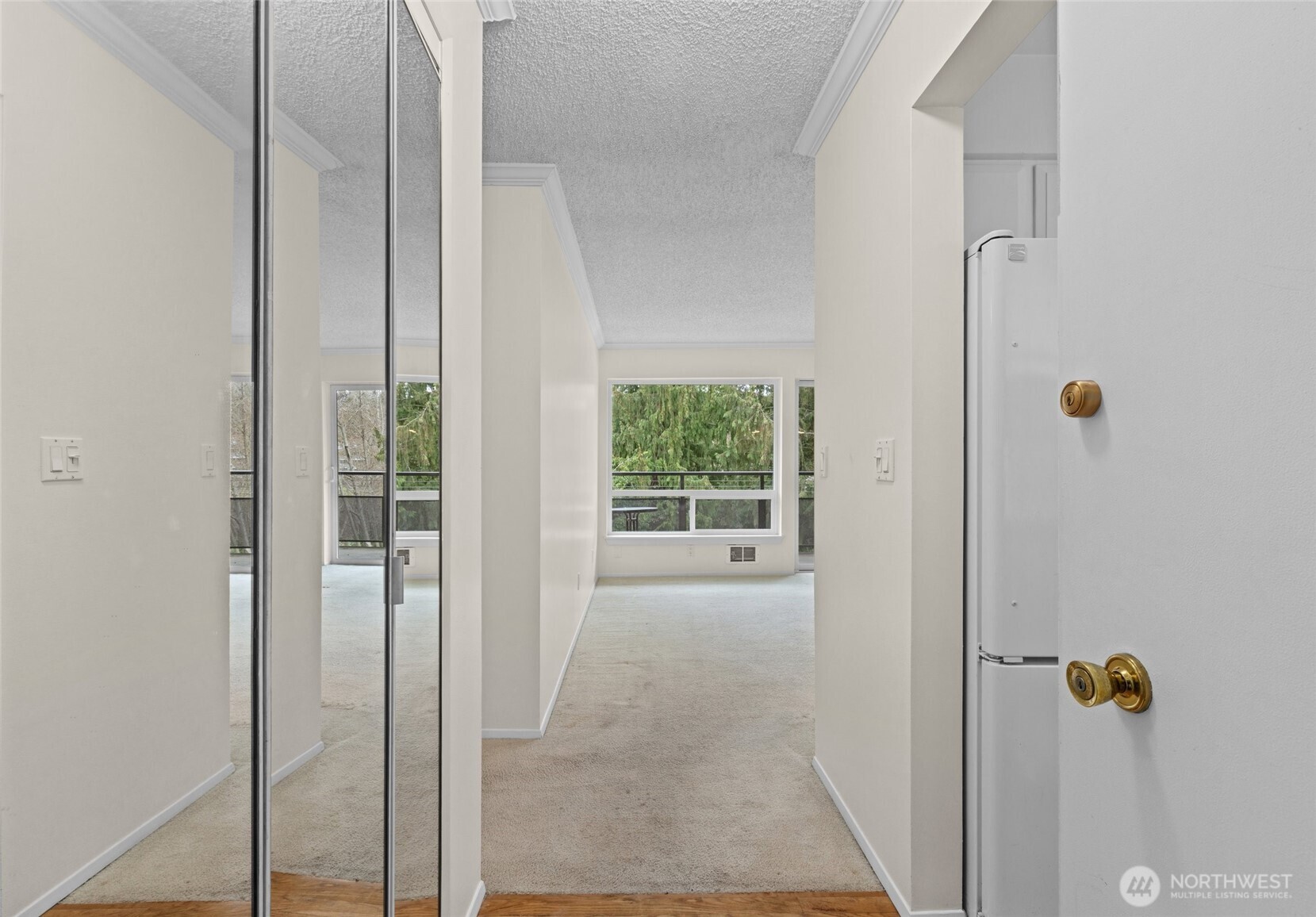 550 Elm Way, Unit 308 Edmonds, WA 98020 - Photo 9 of 19