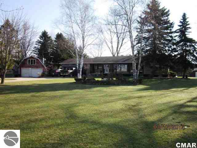 7248 North Arnold Road Breckenridge, MI 48615 - Photo 1 of 19 1771341.JPG