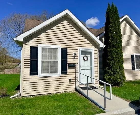 $215,000 | 55 Eden Way, Unit 3B, Bennington, VT 05201