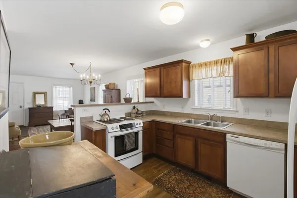 $215,000 | 55 Eden Way, Unit 3B, Bennington, VT 05201