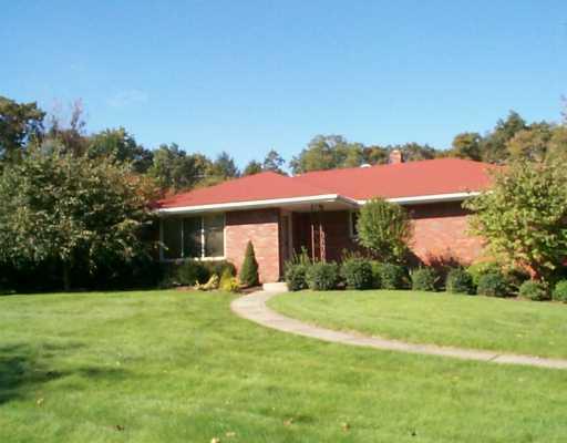 249 S Trail Butler, PA 16002 - Photo 1 of 8