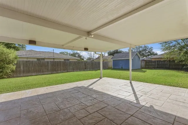 $259,000 | 401 Montclair Street, Lake Charles, LA 70605