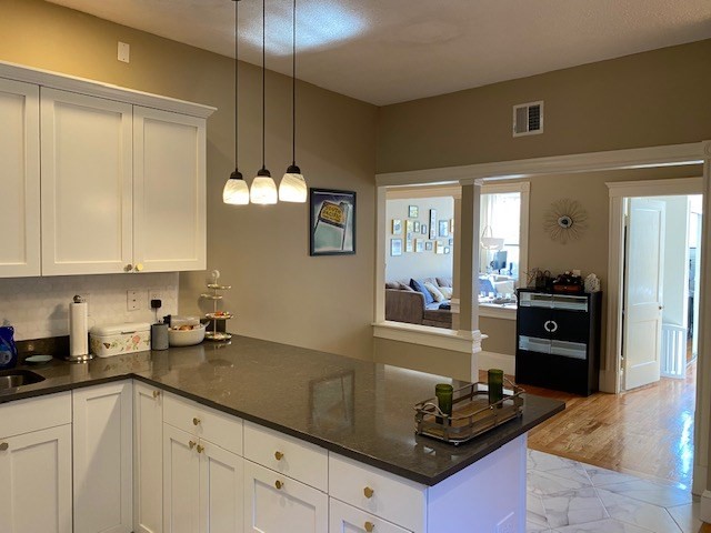 1038 Beacon Street, Unit 100 Brookline, MA 02446 - Photo 5 of 23