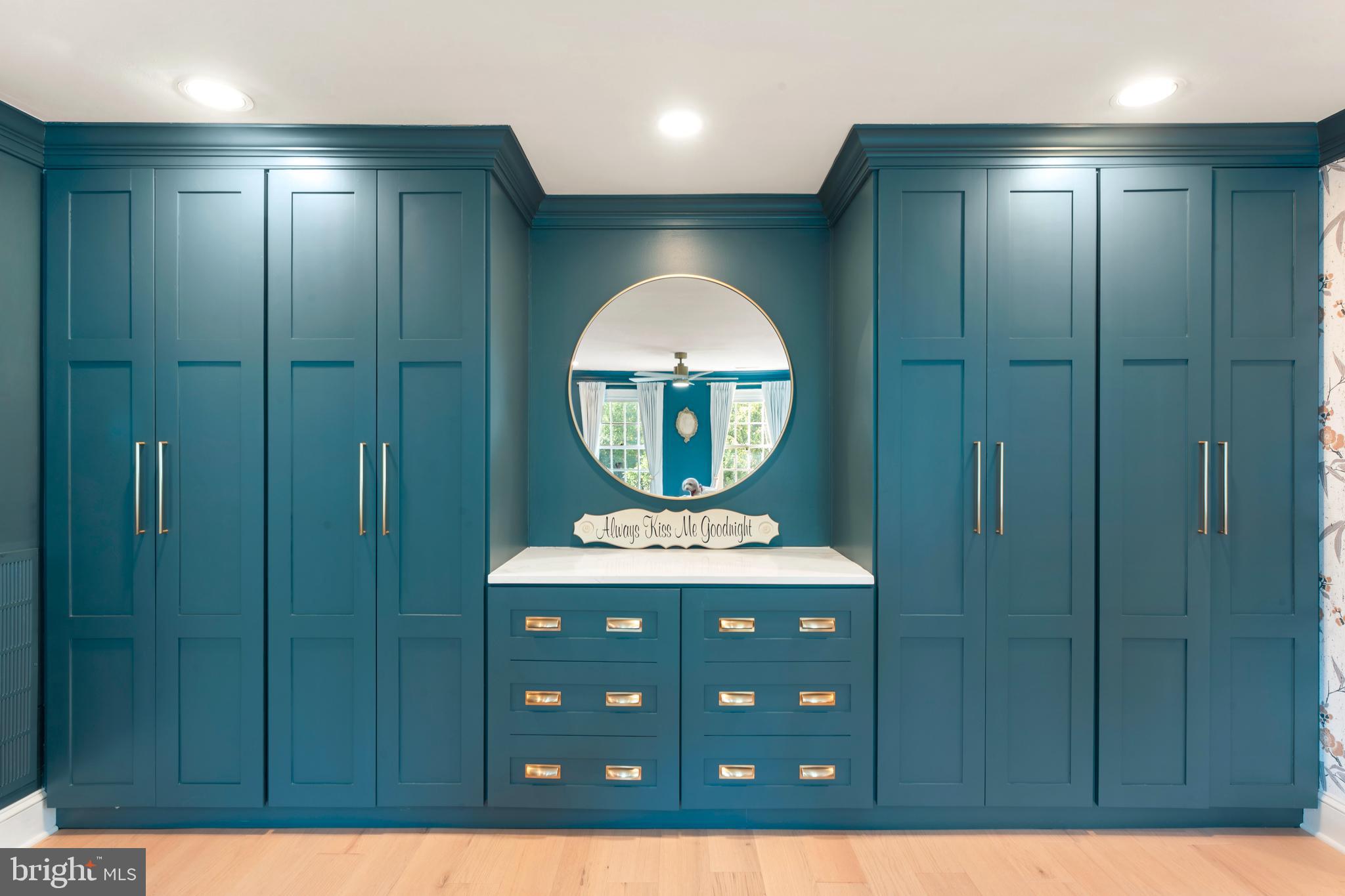 910 Old Dolington Road Newtown, PA 18940 - Photo 28 of 84 a bathroom with a mirror and a shower
