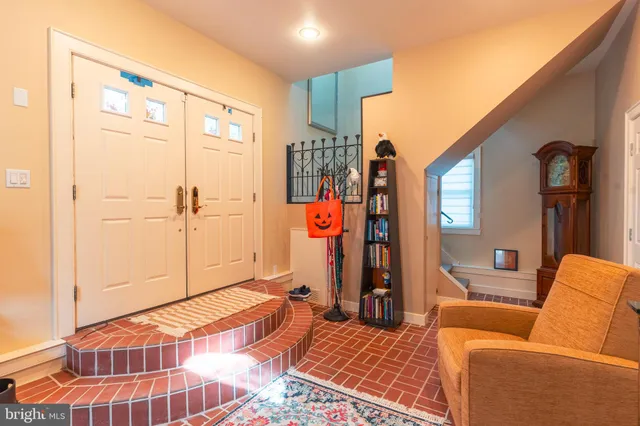 $3,250,000 | 910 Old Dolington Road, Newtown, PA 18940