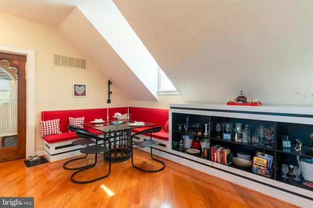 $3,250,000 | 910 Old Dolington Road, Newtown, PA 18940