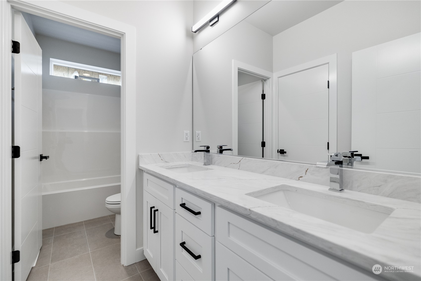3930 179th Place Southeast Bothell, WA 98012 - Photo 12 of 31 Gallery Image 12