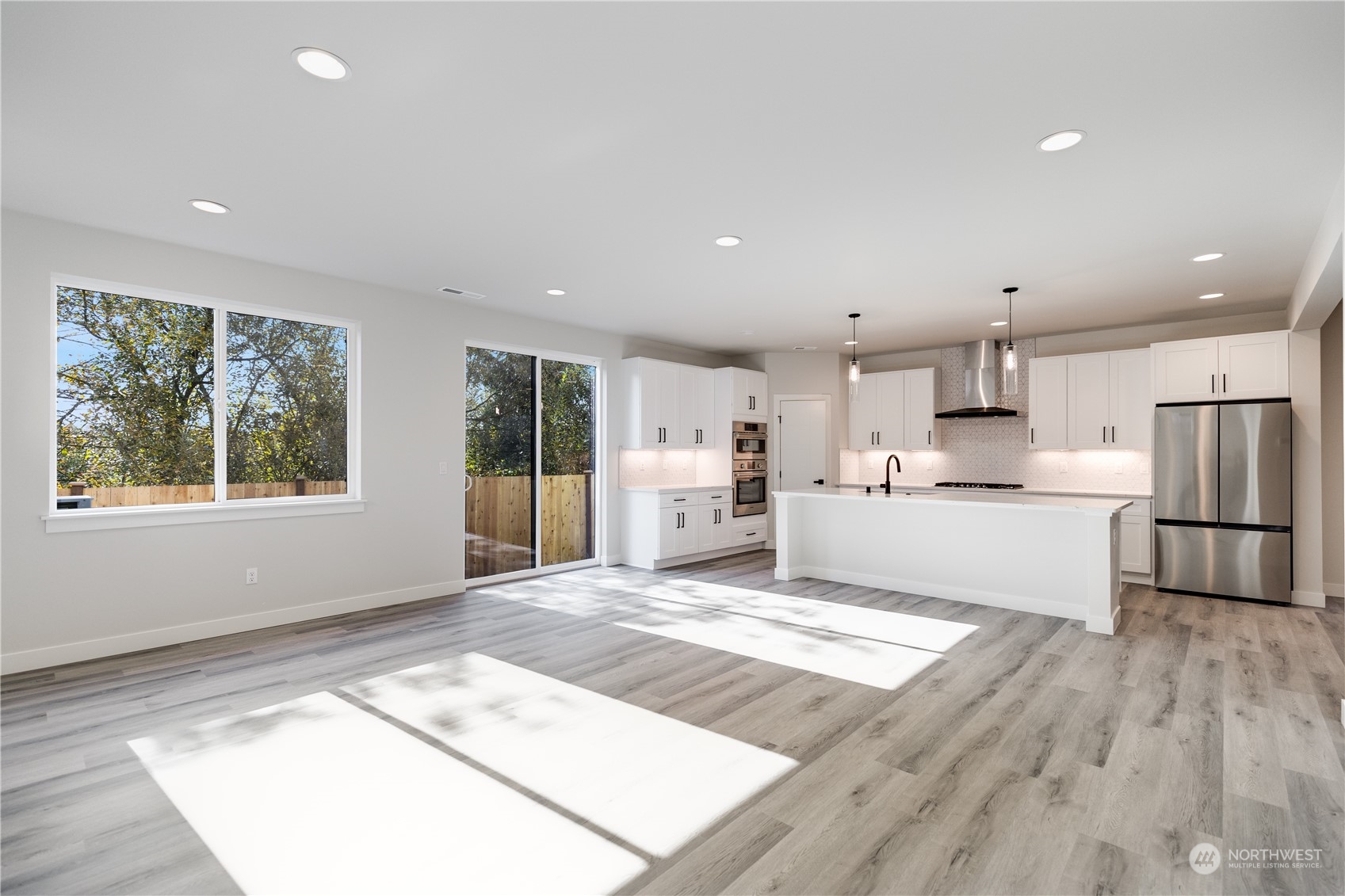 3930 179th Place Southeast Bothell, WA 98012 - Photo 9 of 31 Gallery Image 9