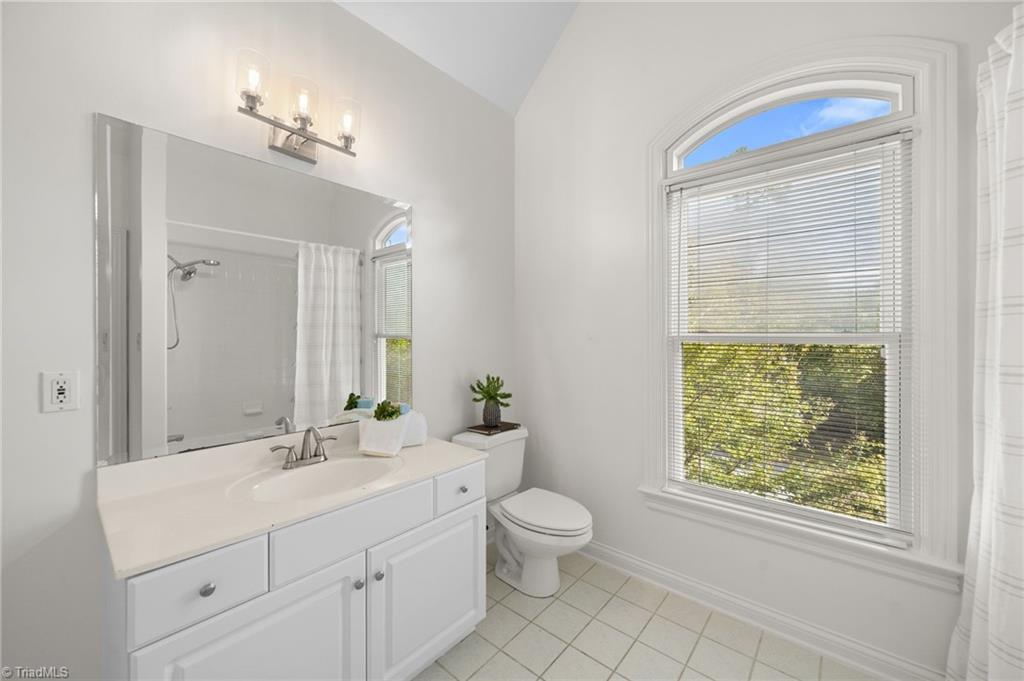 2804 County Clare Road Greensboro, NC 27407 - Photo 37 of 50 Full Bathroom Attached to Bedroom & Hallway