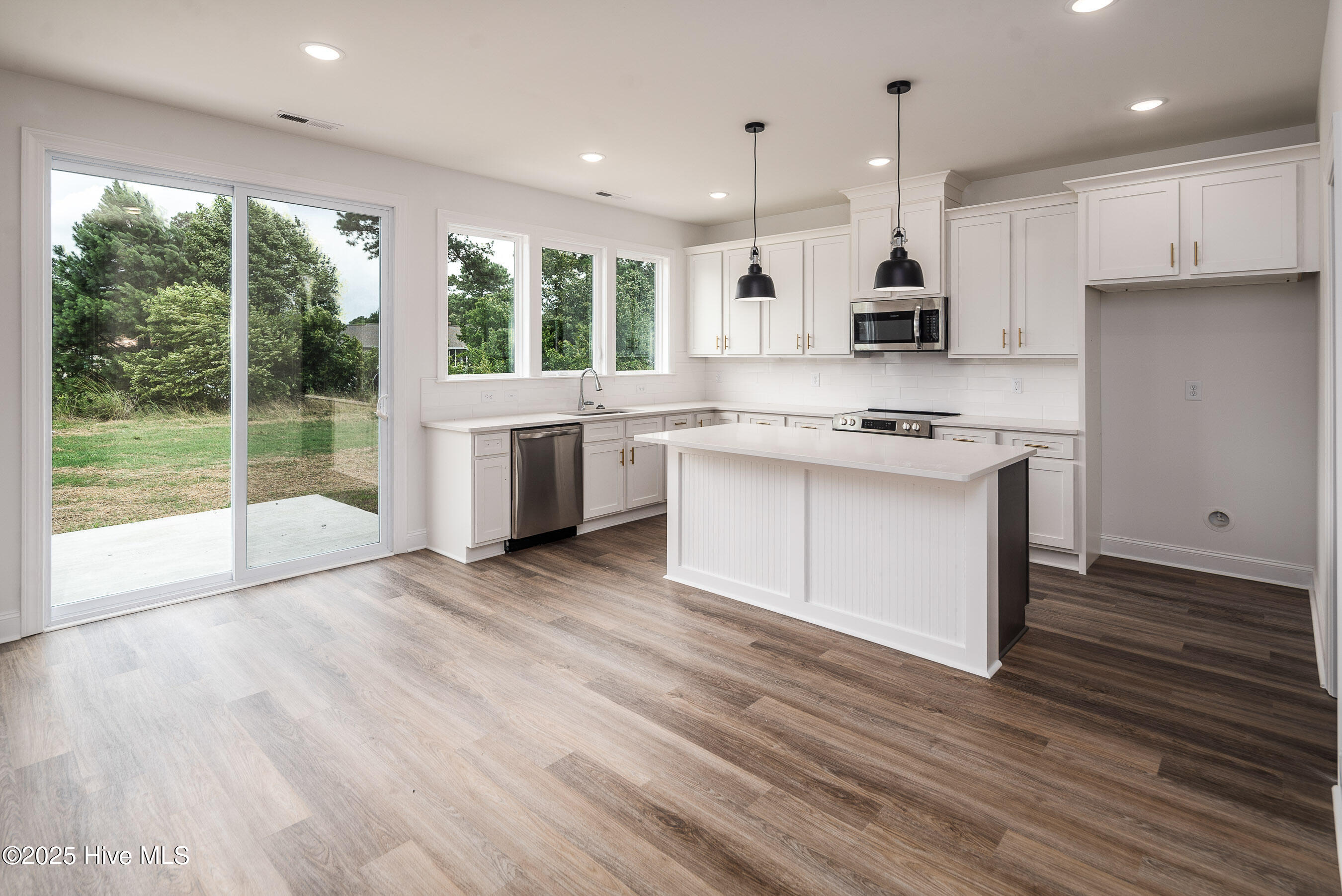 767 Fairway Road Ayden, NC 28513 - Photo 4 of 29 rep.photos