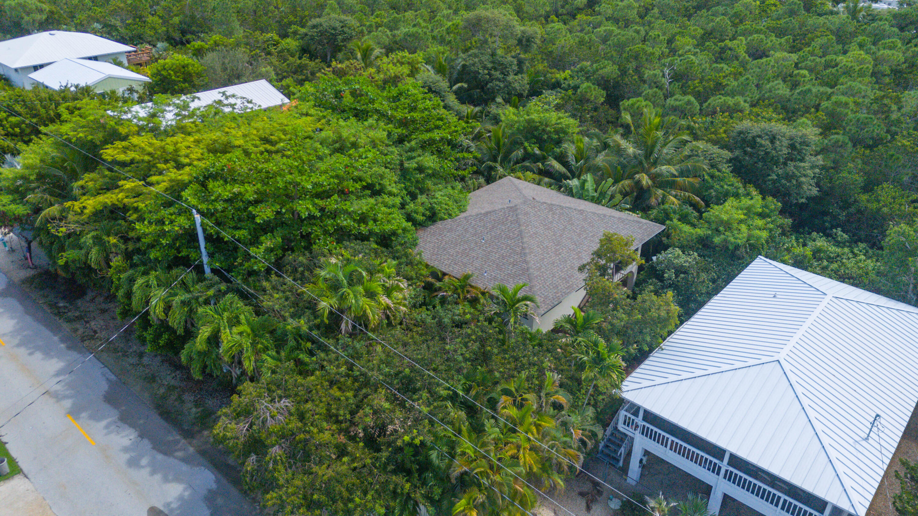 29850 Journeys End Road Big Pine Key, FL 33043 - Photo 31 of 32 025-29850JourneysEndRoad-BigPineKey-FL-3