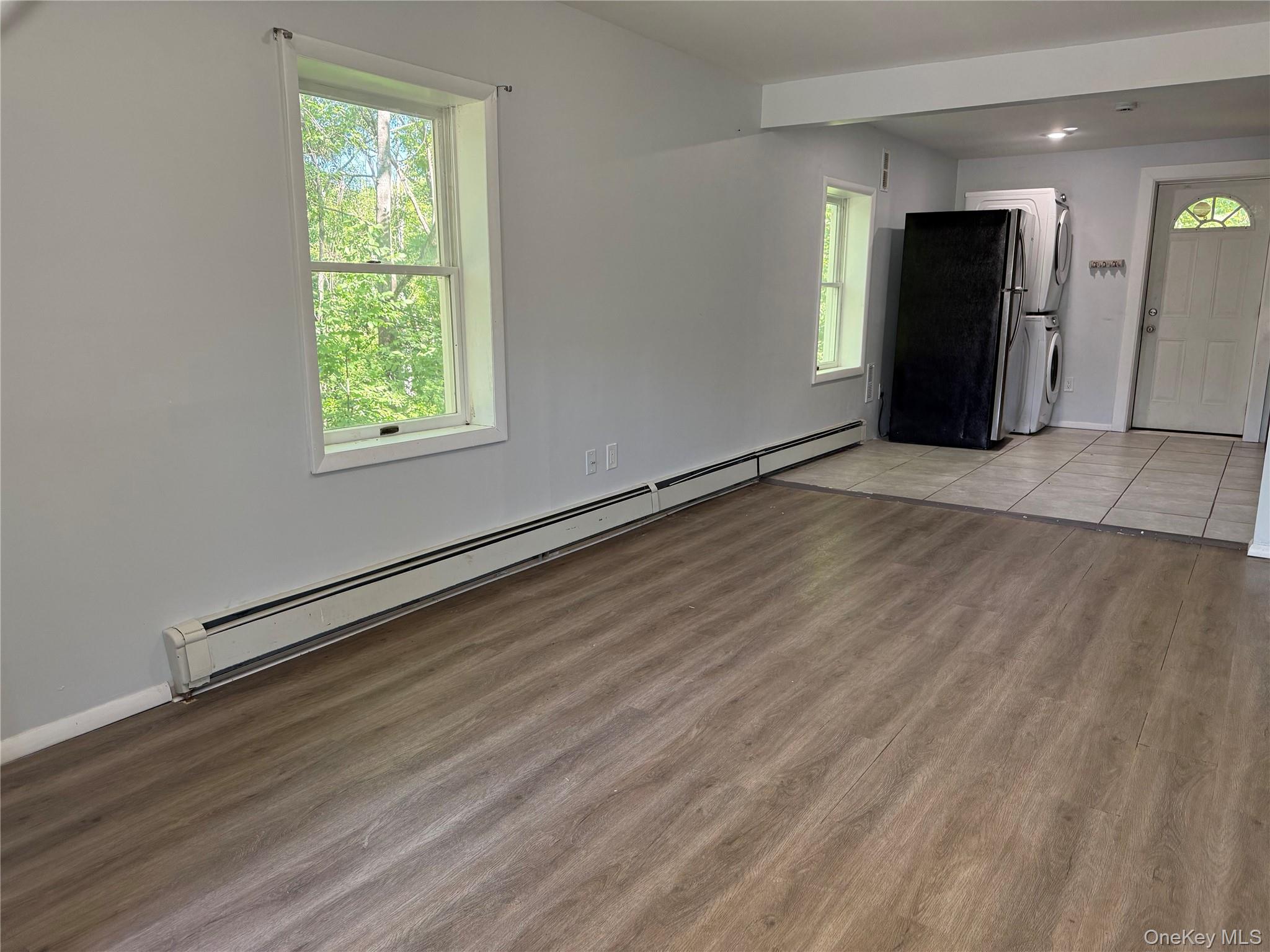 570 Mt Hope Road, Unit 1 Middletown, NY 10940 - Photo 25 of 41 Living room