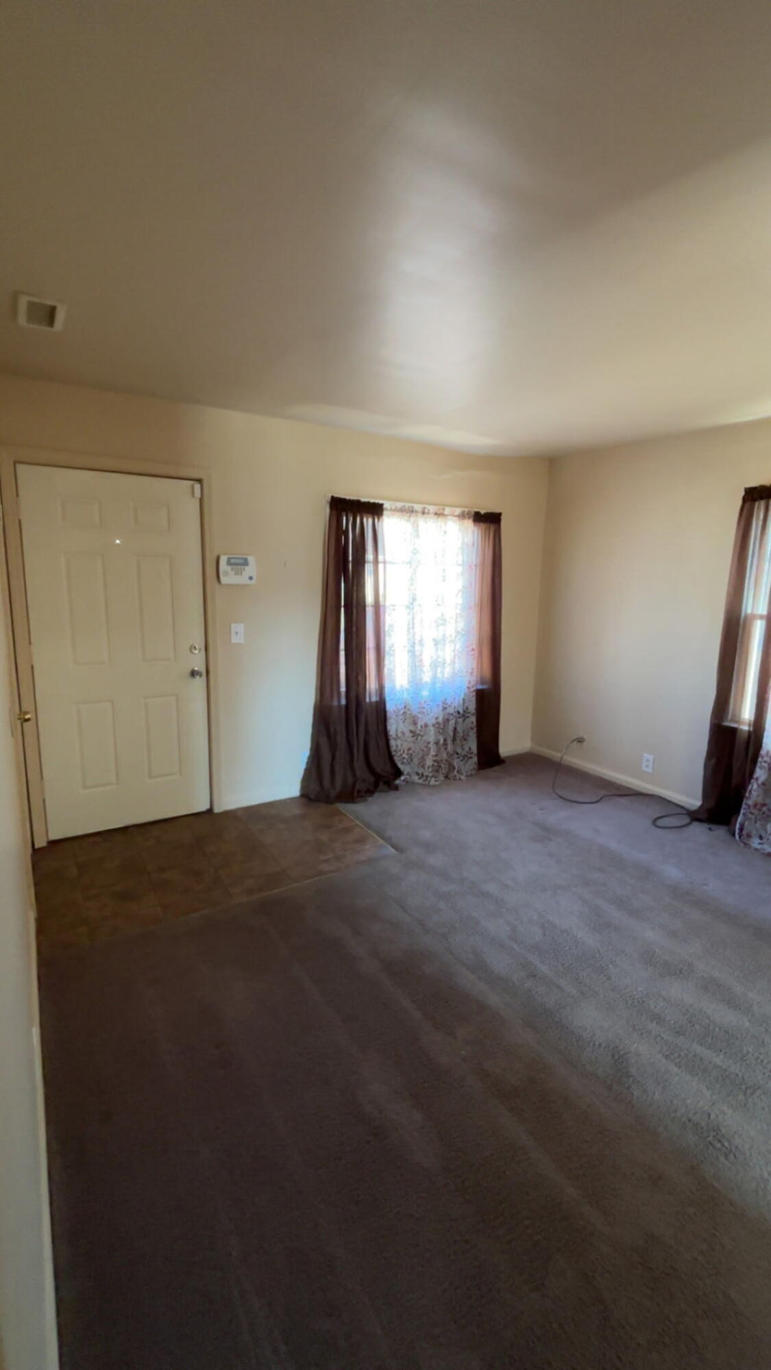 26327 Lehigh Street Inkster, MI 48141 - Photo 2 of 14 6195102231889539894