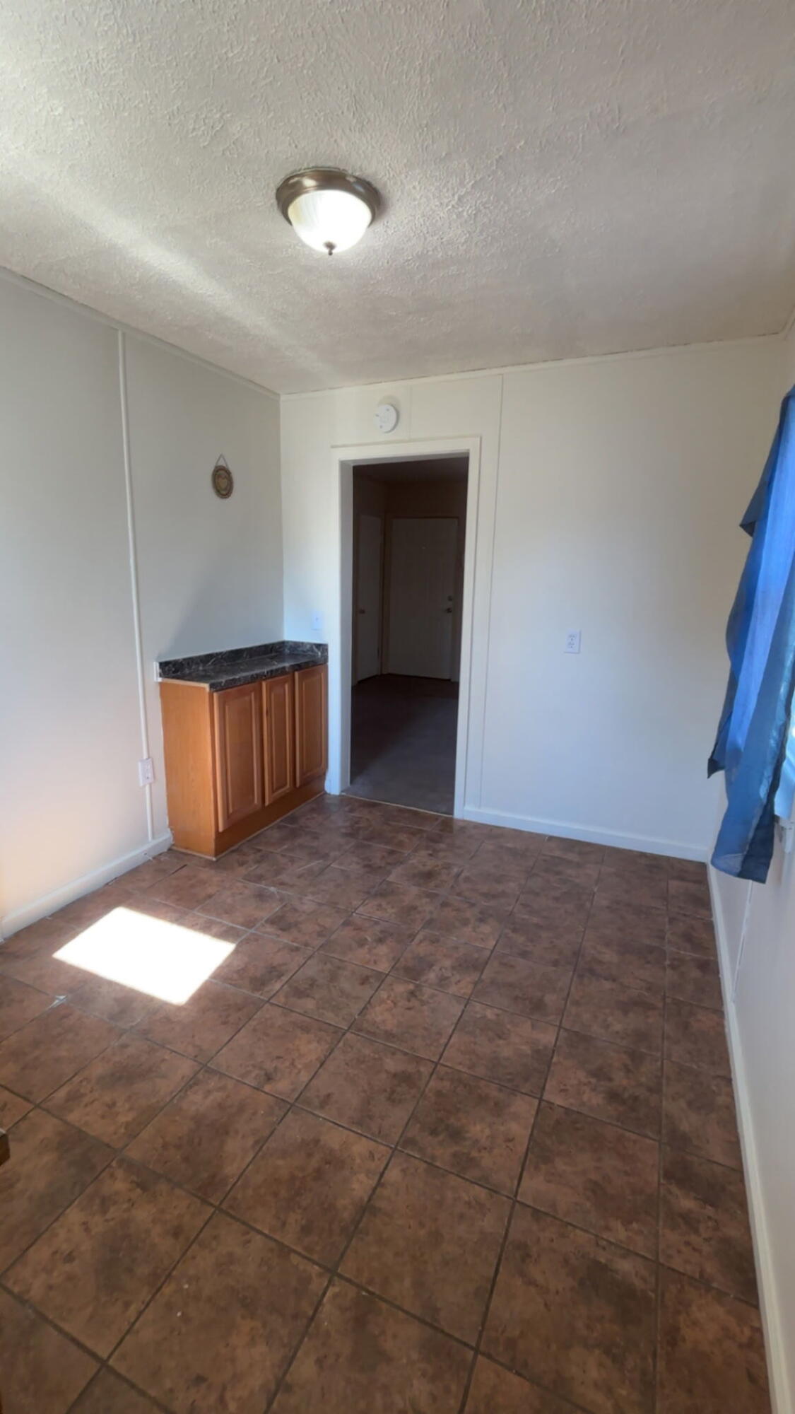 26327 Lehigh Street Inkster, MI 48141 - Photo 5 of 14 3951038665916855724