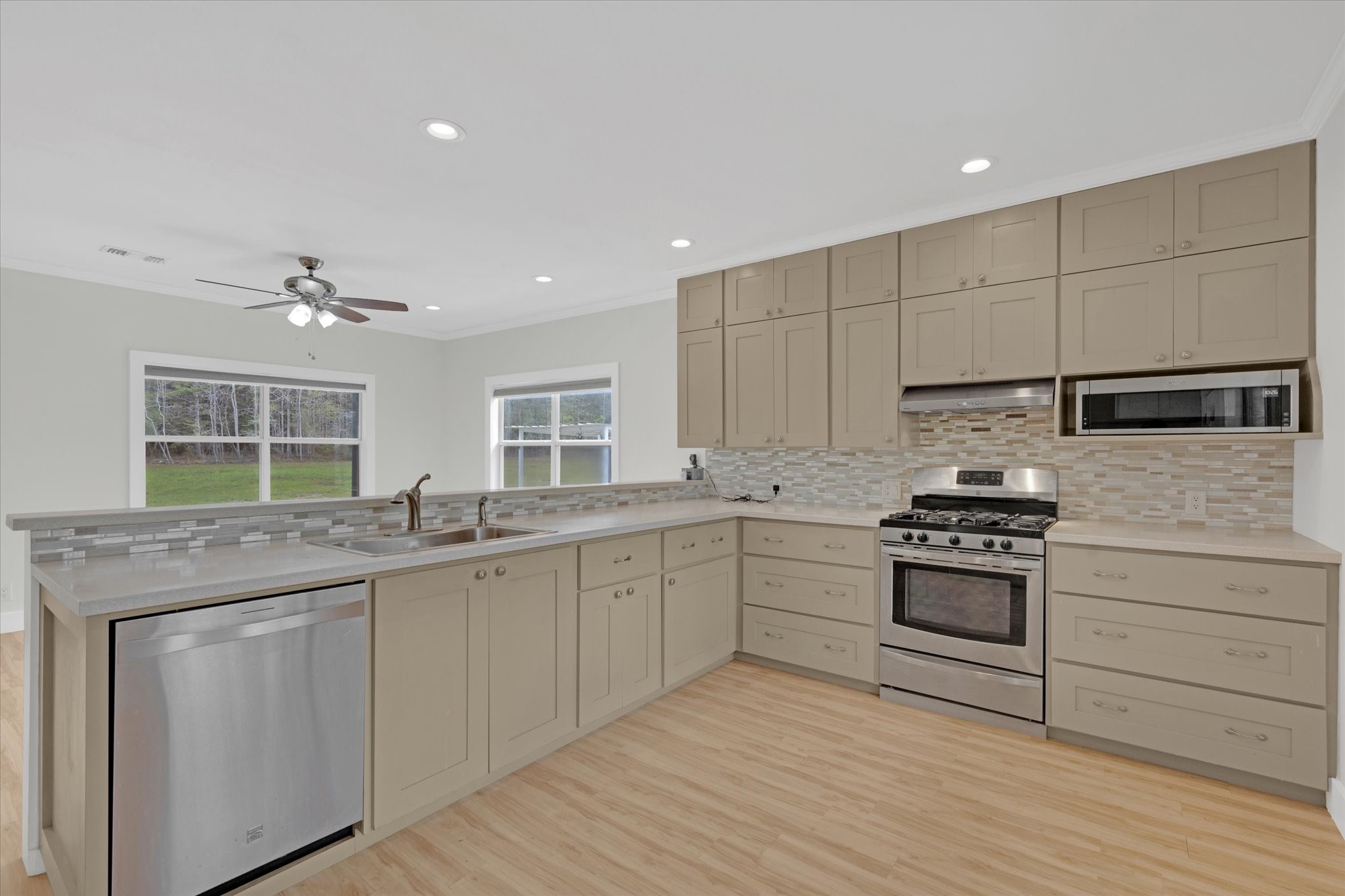 31 Rose Hill Road Coldspring, TX 77331 - Photo 8 of 34 Enjoy ample Kitchen storage