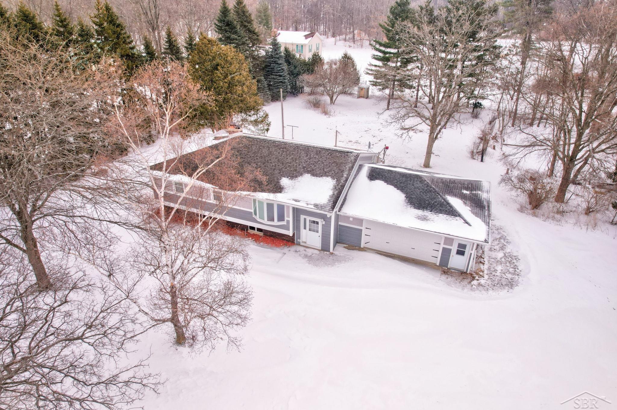 7600 Forest Road Unionville, MI 48767 - Photo 3 of 31