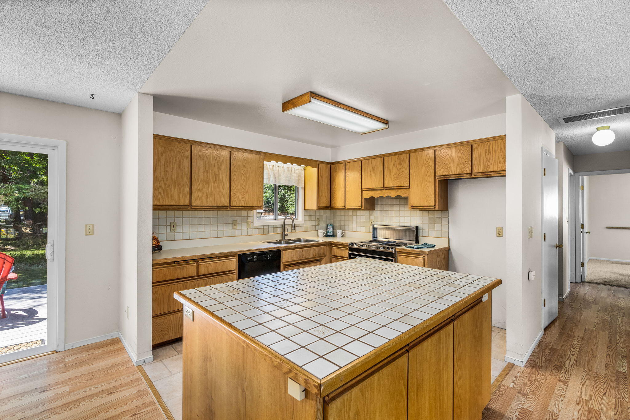 2167 Northeast Shepard Road Bend, OR 97701 - Photo 9 of 24 2022_07_21_2167_ne_shepard_rd-10