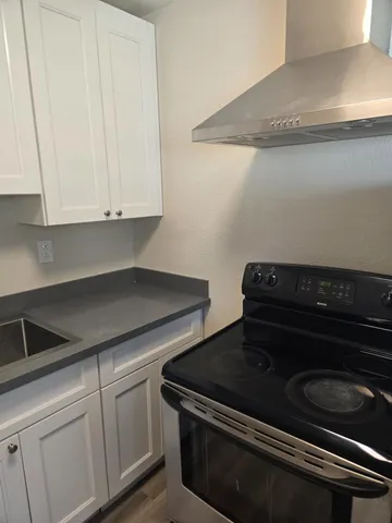 a close view of stove top oven