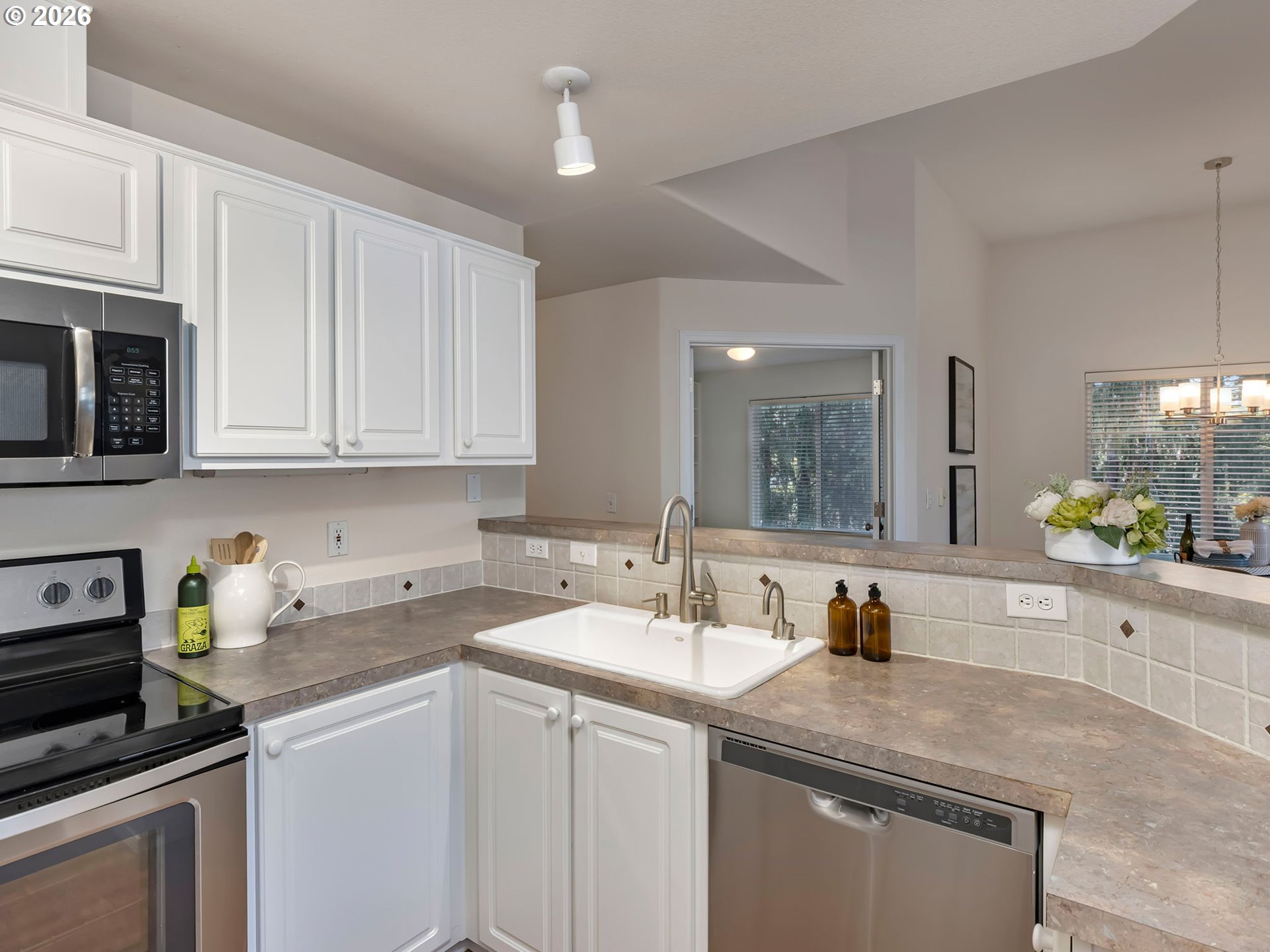 16248 Southwest Audubon Street, Unit 204 Beaverton, OR 97003 - Photo 19 of 39