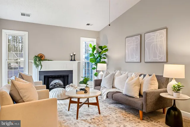 $515,000 | 2612 Quiet Water Cove, Unit 24, Annapolis, MD 21401