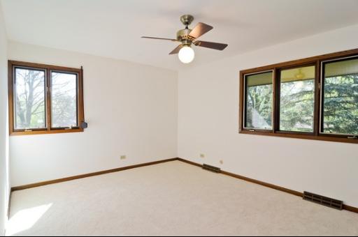 5 Aberdeen Road Hawthorn Woods, IL 60047 - Photo 11 of 15