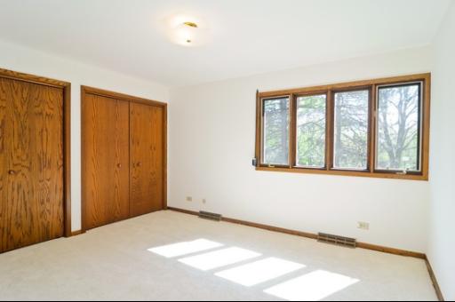 5 Aberdeen Road Hawthorn Woods, IL 60047 - Photo 12 of 15