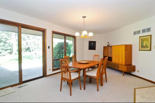 5 Aberdeen Road Hawthorn Woods, IL 60047 - Photo 7 of 15