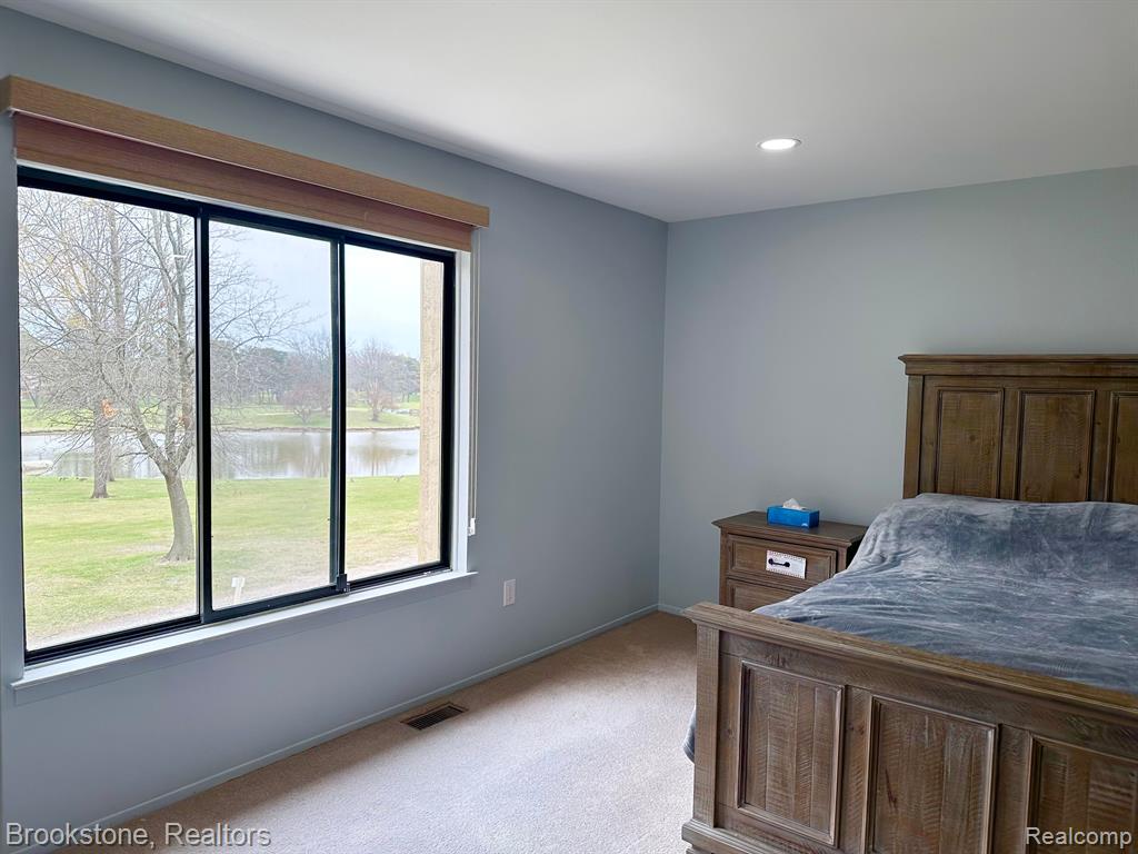 632 Tennyson Rochester Hills, MI 48307 - Photo 24 of 34