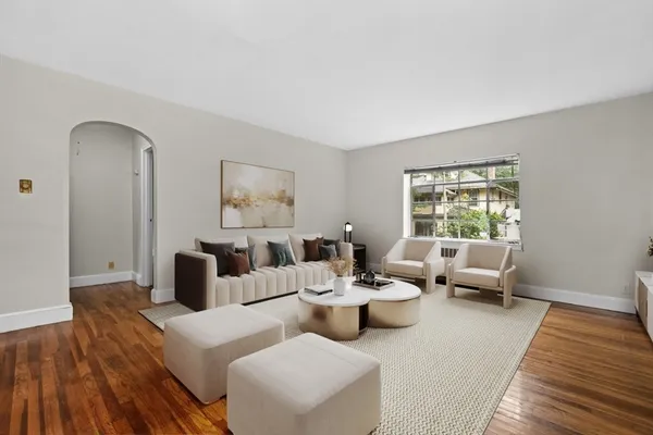 $3,400 | 40 Stetson Street, Unit 3, Brookline, MA 02446