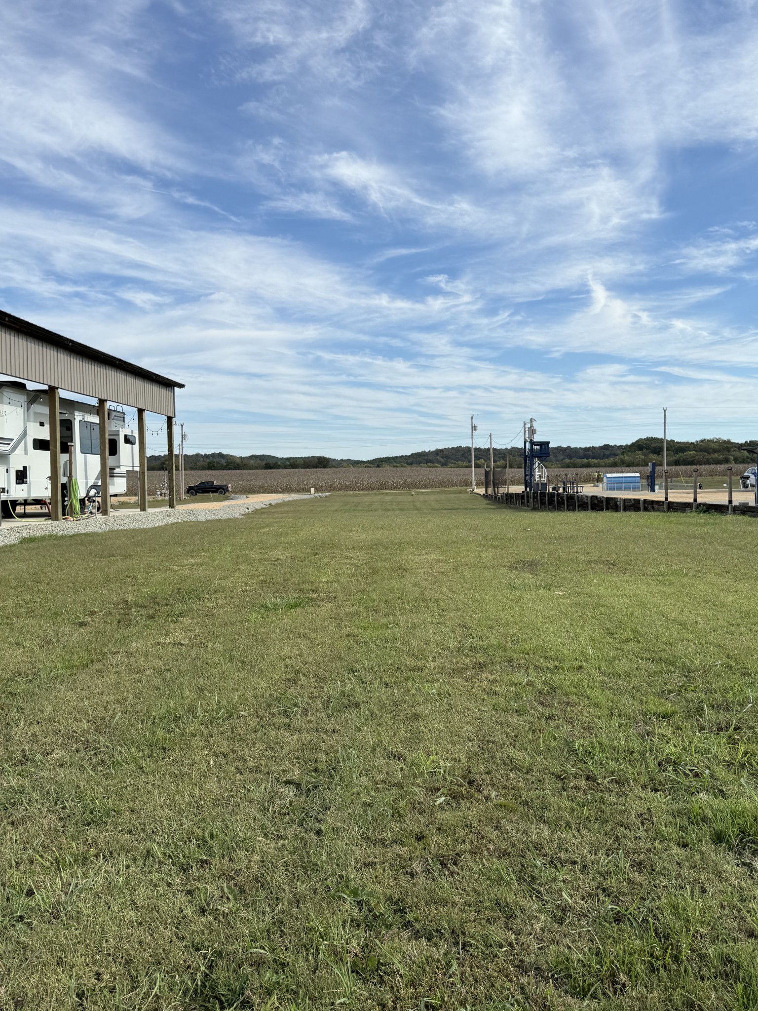 313 Hardin Bottom River Road Clifton, TN 38425 - Photo 15 of 21 a view of a ocean view