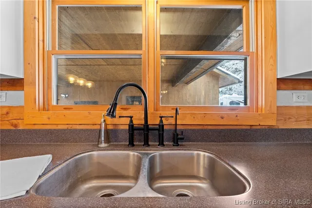 $599,900 | 14095 North Martin Mathis Road Northeast, Palmyra, IN 47164