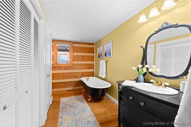 $599,900 | 14095 North Martin Mathis Road Northeast, Palmyra, IN 47164