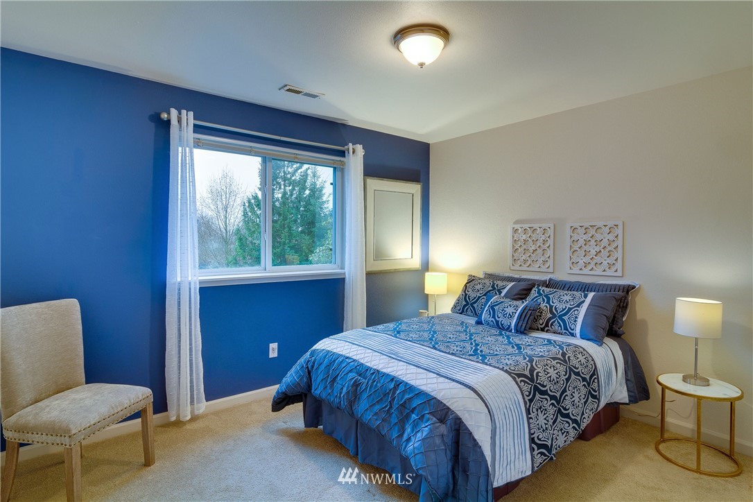 10038 Northeast 197th Street Bothell, WA 98011 - Photo 20 of 22