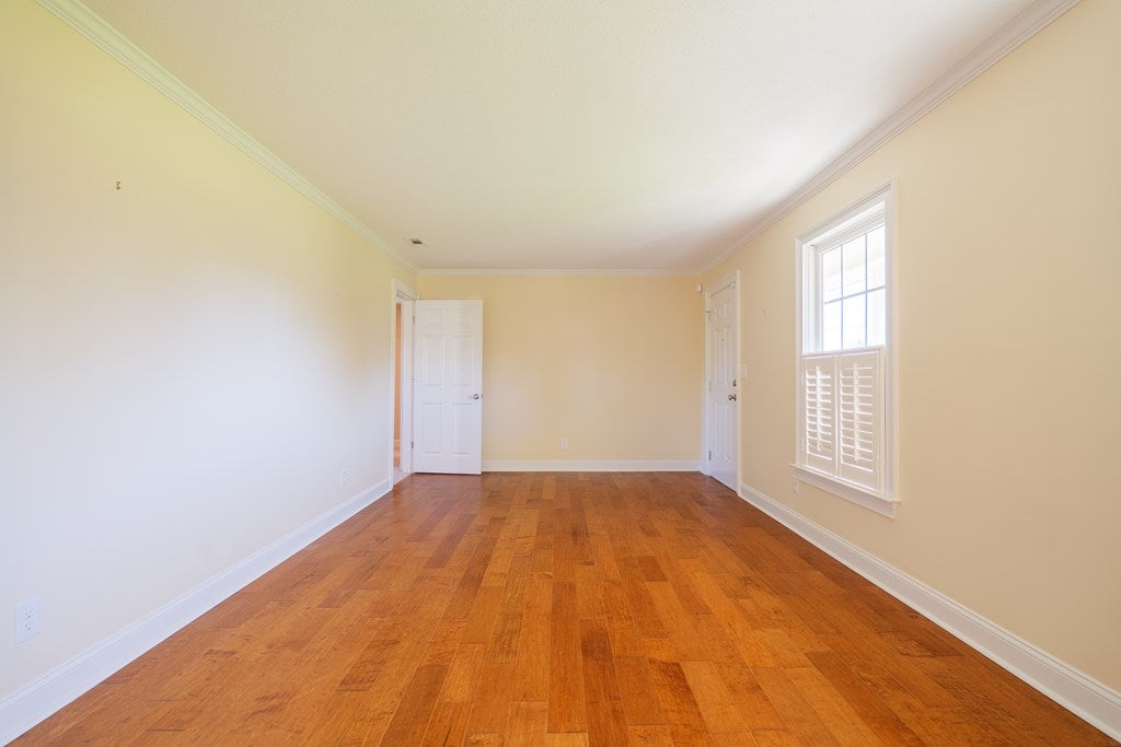 2904 Tara Road Valdosta, GA 31605 - Photo 11 of 37 Gallery Image 11