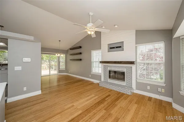 $325,000 | 12 Red Cedar Court, St. Charles, MO 63303