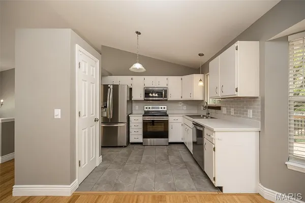 $325,000 | 12 Red Cedar Court, St. Charles, MO 63303
