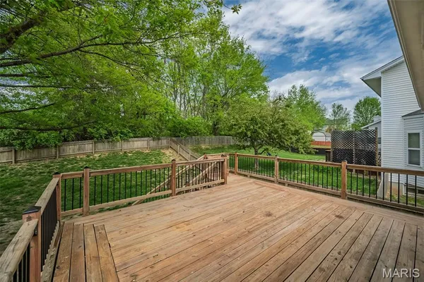 $325,000 | 12 Red Cedar Court, St. Charles, MO 63303