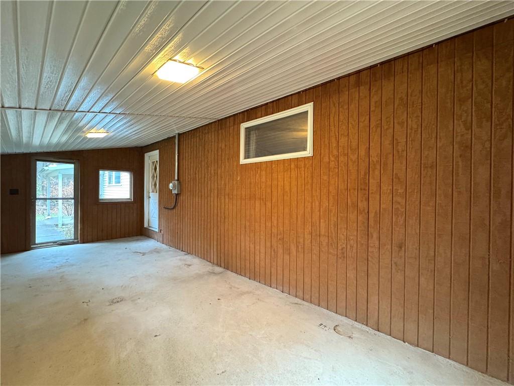 671 Solomon Temple Road Latrobe, PA 15650 - Photo 27 of 32 a view of an empty room and window