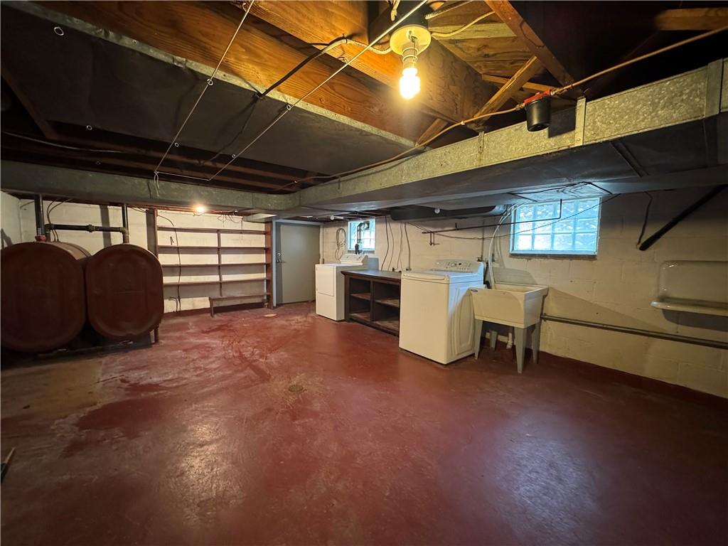 671 Solomon Temple Road Latrobe, PA 15650 - Photo 30 of 32 a view of a storage & utility room