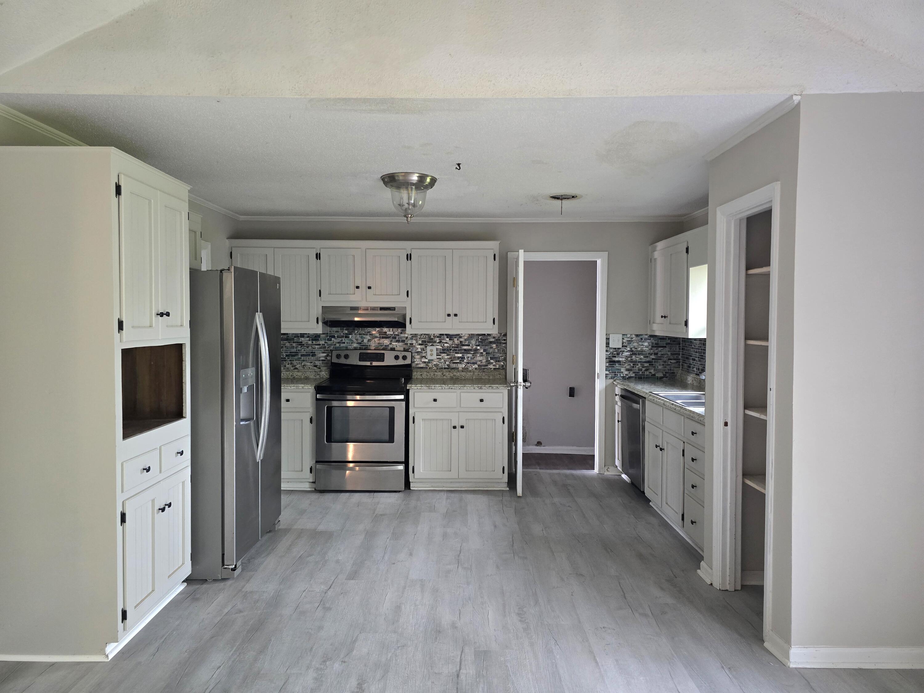361 Paces Ferry Road Martinez, GA 30907 - Photo 3 of 15 20250804_103353